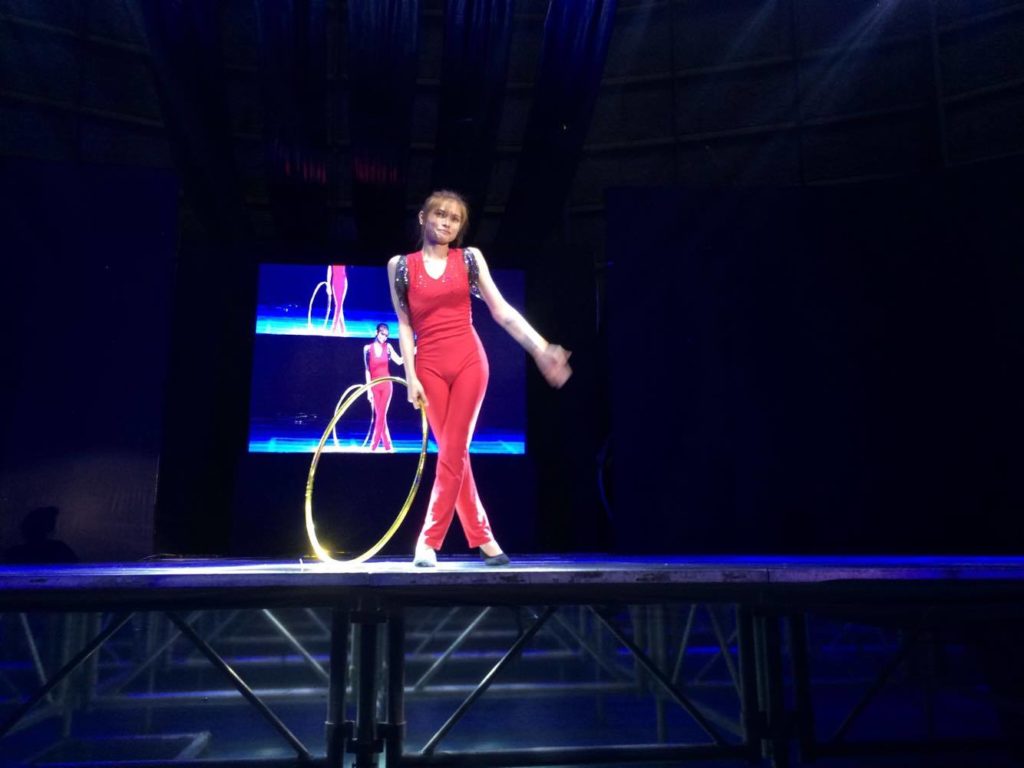 Homeschool Trip: Snow Maiden Acrobatic Show 4
