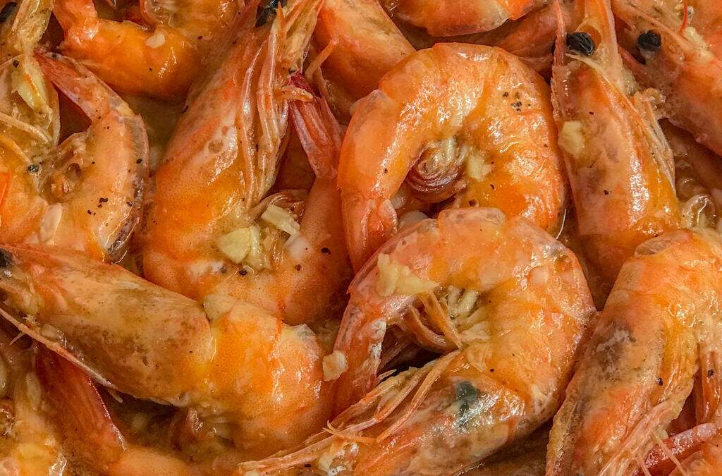 "Delicious & Easy-to-Make Garlic Butter Shrimp: Perfect for Seafood Lovers" 6 "Delicious & Easy-to-Make Garlic Butter Shrimp: Perfect for Seafood Lovers" 6