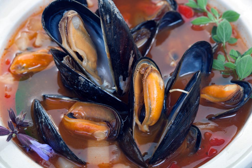 Pinoy Tom Yum with a twist using Mussels for a Burst of Flavor 5 Pinoy Tom Yum with a twist using Mussels for a Burst of Flavor 5