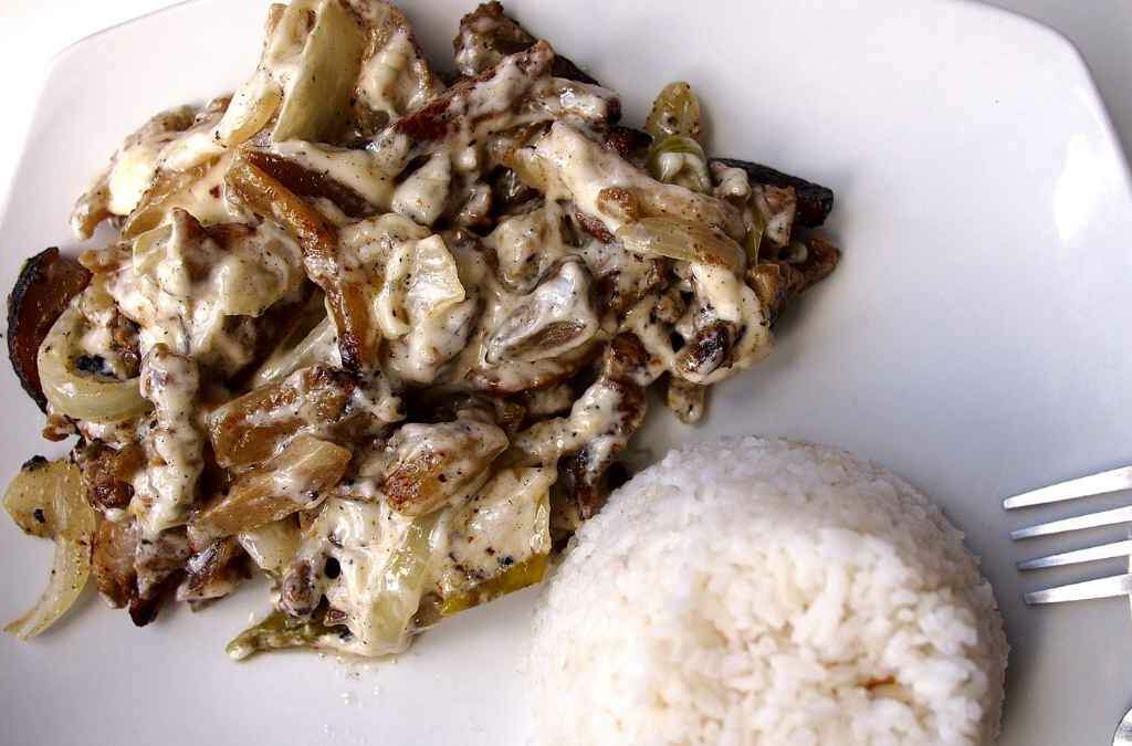 Dinakdakan: How to Make Creamy Ilocano Grilled Pork Face at Home 4 Dinakdakan: How to Make Creamy Ilocano Grilled Pork Face at Home 3