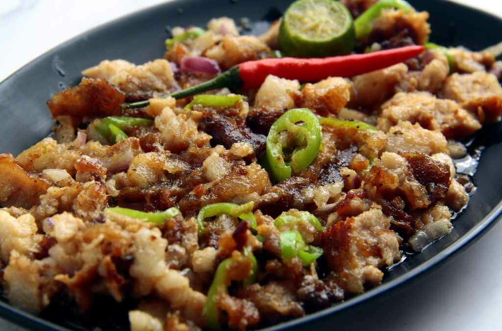 Delicious Homemade Filipino Pork Sisig Recipe 3 Delicious Homemade Filipino Pork Sisig Recipe 2