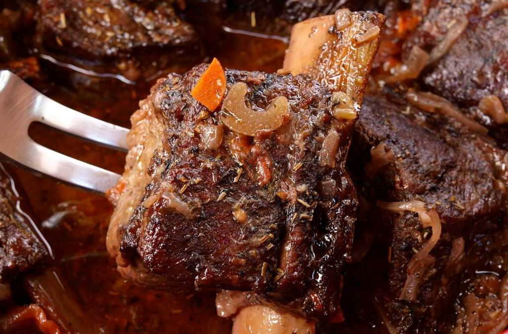 Easy Braised Beef Short Ribs 6 Easy Braised Beef Short Ribs 5