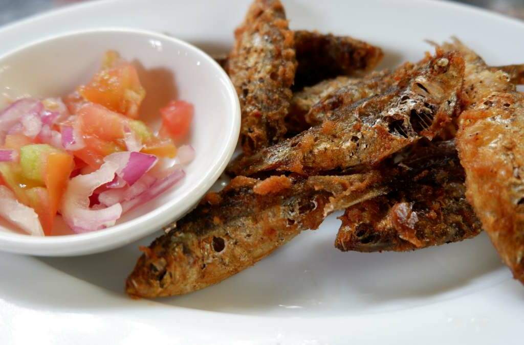 Crispy Fried Tawilis 4 Crispy Fried Tawilis 4
