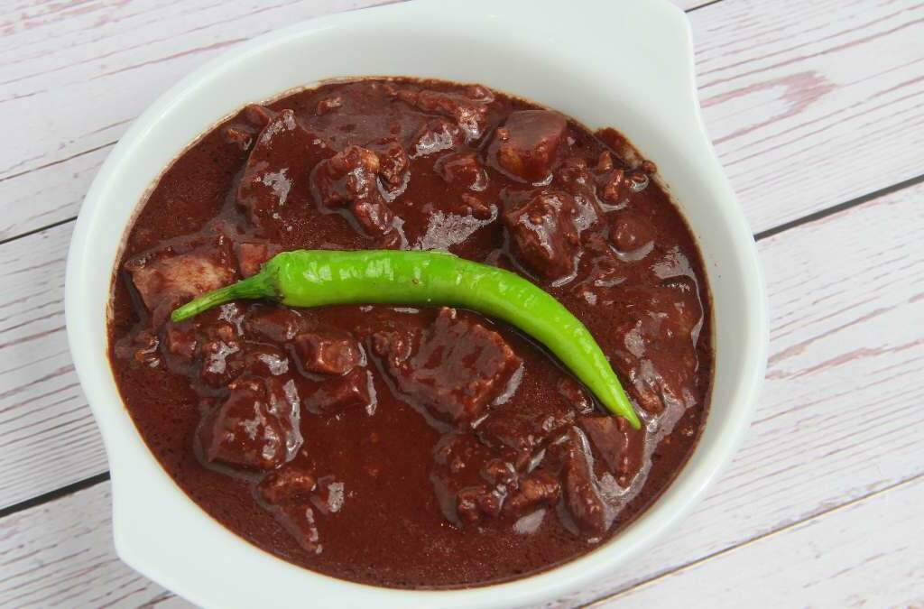 This Pinoy Dish is Truly to Die For - Here's How to Make Pork Dinuguan (Pinoy Pork Blood Stew) The Right Way 6 This Pinoy Dish is Truly to Die For - Here's How to Make Pork Dinuguan (Pinoy Pork Blood Stew) The Right Way 6