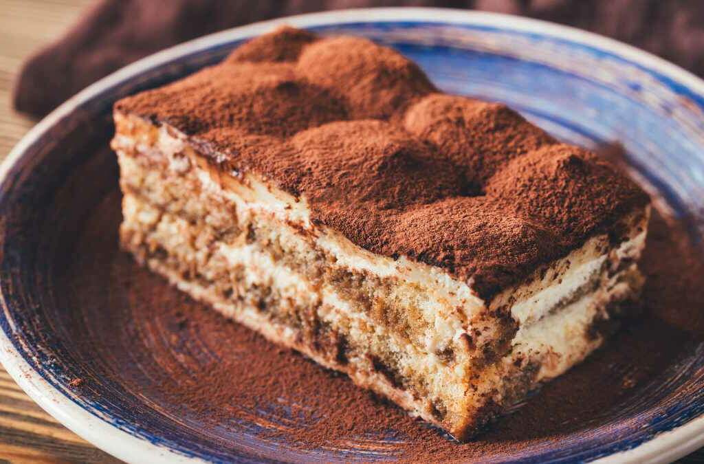 Easy No-Bake Tiramisu Cake Recipe Perfect for Busy Moms 4 Easy No-Bake Tiramisu Cake Recipe Perfect for Busy Moms 3