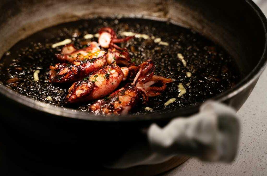 Easy Paella Negra - An Improvised Squid Ink Rice Dish for Special Weekends 1 Easy Paella Negra - An Improvised Squid Ink Rice Dish for Special Weekends 1
