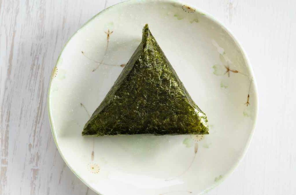 Peace, Love, and Onigiri - How to Stop Mall Food Fights Before They Start 2 Peace, Love, and Onigiri - How to Stop Mall Food Fights Before They Start 2