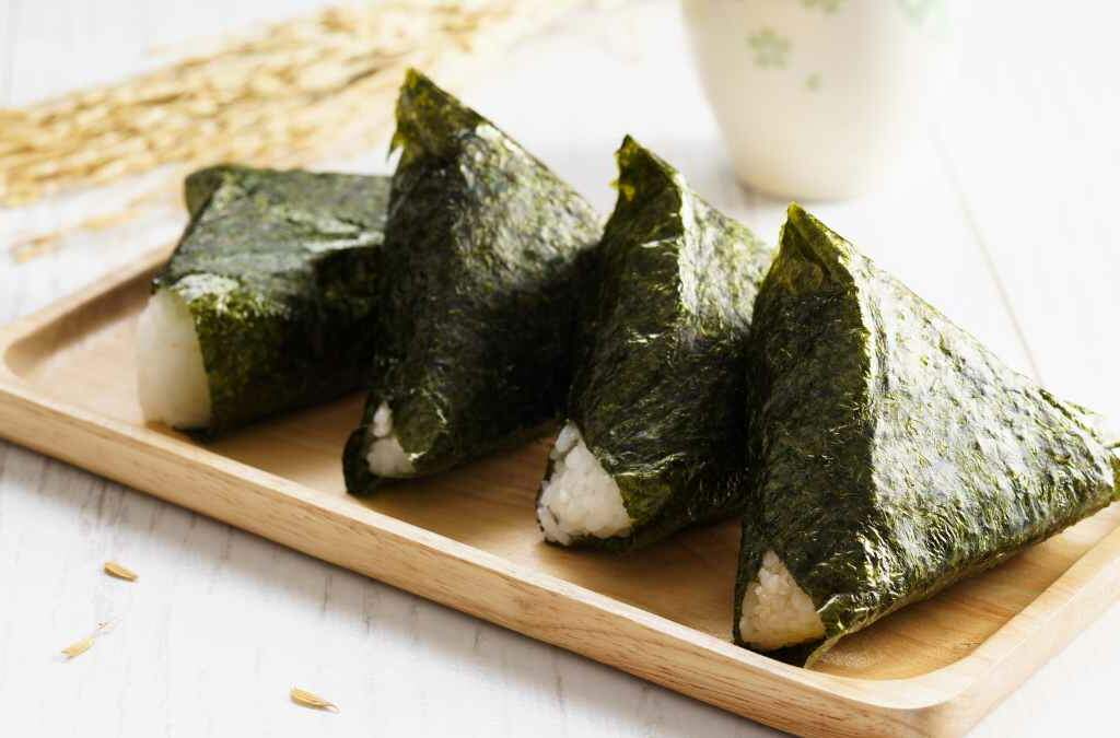 Peace, Love, and Onigiri - How to Stop Mall Food Fights Before They Start 2 Peace, Love, and Onigiri - How to Stop Mall Food Fights Before They Start 2