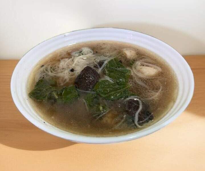 The Ultimate Pinoy Comfort Food: How to Cook Batchoy Tagalog with Misua 3 How to Cook Batchoy Tagalog with Misua