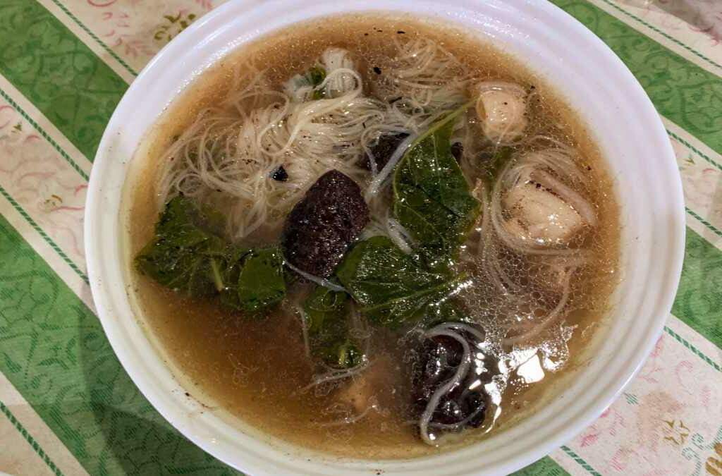 The Ultimate Pinoy Comfort Food: How to Cook Batchoy Tagalog with Misua 7 The Ultimate Pinoy Comfort Food: How to Cook Batchoy Tagalog with Misua 7