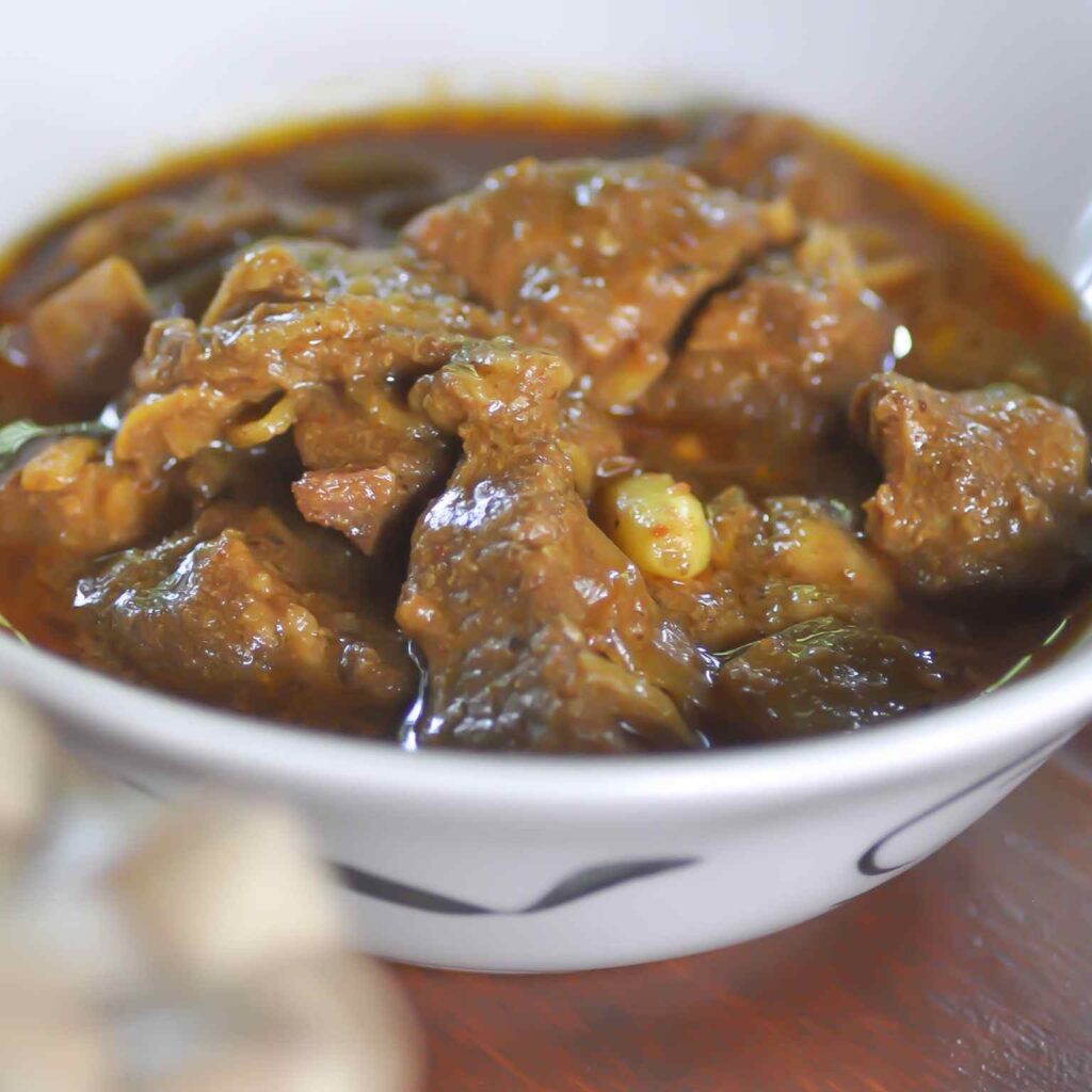 Slow Cooker Spicy Pork Curry Recipe That's a Breeze for Busy Moms 3 Slow Cooker Spicy Pork Curry Recipe That's a Breeze for Busy Moms 3